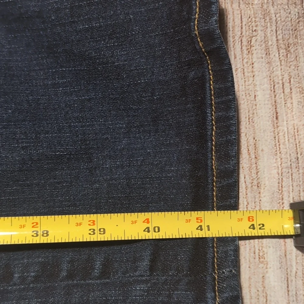 True Religion Men's Ricky relaxed straight flap pockets size 29 jeans